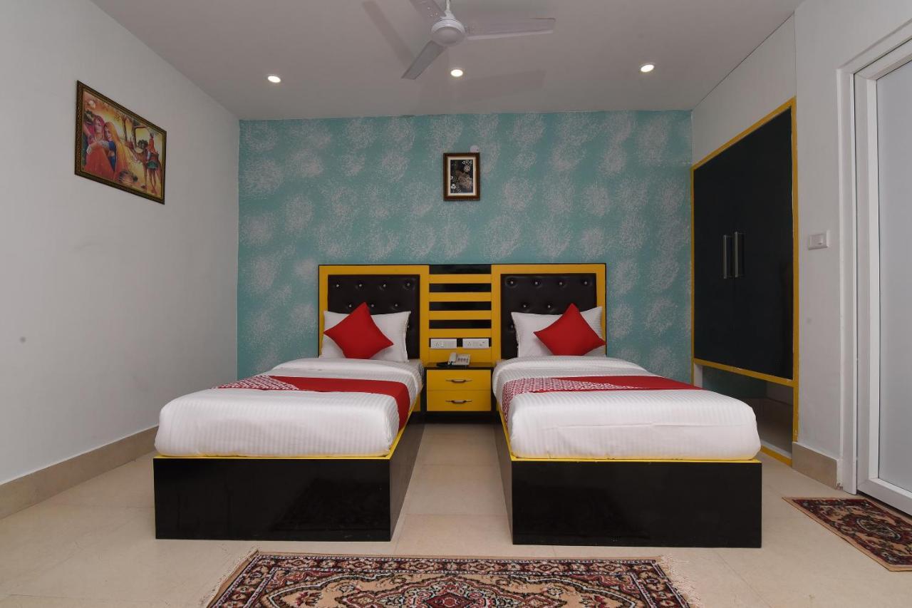 Capital O 13310 Noida Suites Exterior foto